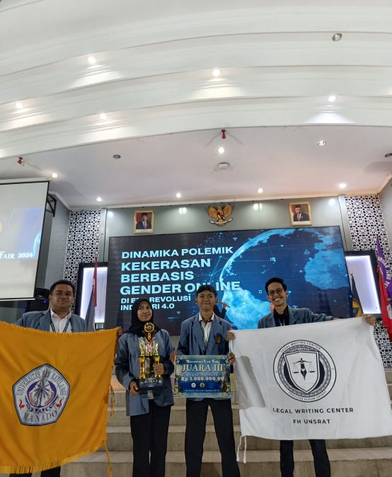 Juara III dalam lomba Legal Opinion Nayantaka Law Fair 2024 yang dilaksanakan oleh Fakultas Hukum Universitas Sebelas Maret